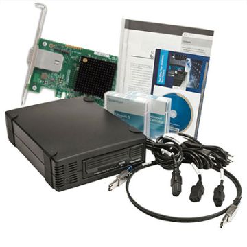 Quantum KIT Lecteur de bande externe demi-hauteur LTO-5 HH SAS   HBA